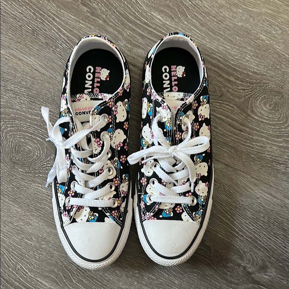 Converse Women' Hello Kitty Black and White Sneakers
